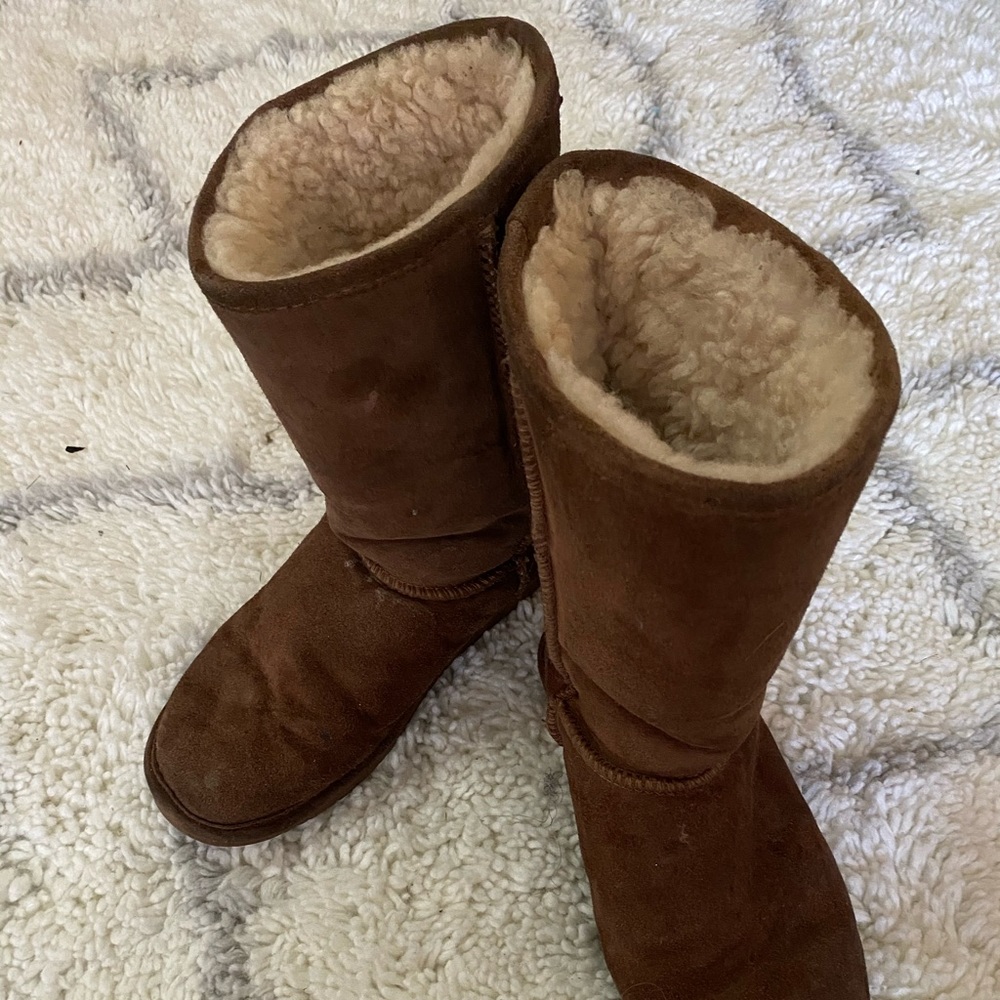 Bear paw boots